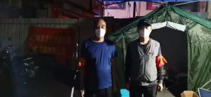市文旅集團(tuán)一線戰(zhàn)“疫”之：黨旗飄揚(yáng)在門外，黨旗扎根在心里，53歲和35歲黨員成絕佳搭檔