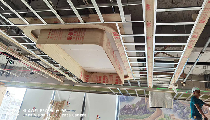 上海徐匯漕河涇錦和中心辦公室裝修現(xiàn)場(chǎng)近景拍攝