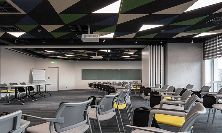 上海辦公會(huì)議室裝修設(shè)計(jì)