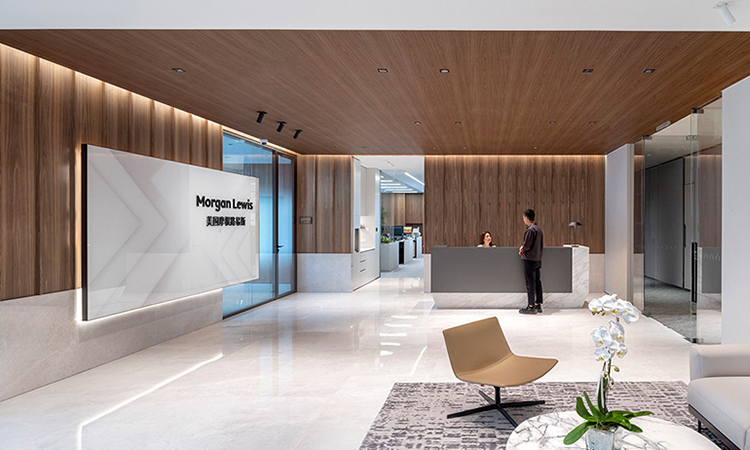 上海高檔辦公室裝修從高顏值前臺設(shè)計(jì)開始