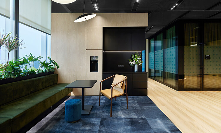 辦公室裝修對(duì)稱設(shè)計(jì)效果圖 辦公室裝修對(duì)稱設(shè)計(jì)效果圖