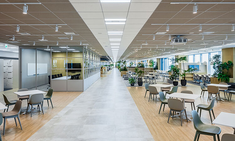 提升員工交流與協(xié)作的上海辦公室裝修設(shè)計